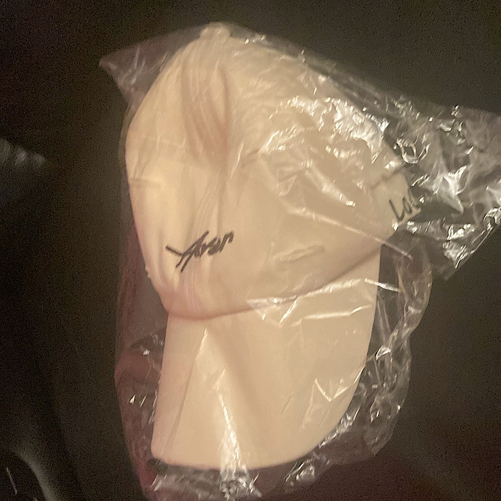 Asher adjustable fitted hat good for old an young crowd of people great outside